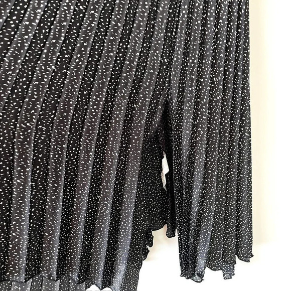 Zara Black White Pleated  Satin Effect Polka Dot Print Midi Skirt Bloggers Fav S - Picture 7 of 11